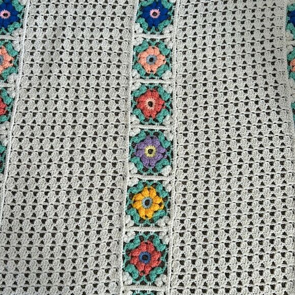 Vintage Hand Crocheted Granny Floral Cottagecore Boho Throw Blanket Afghan - Picture 5 of 11